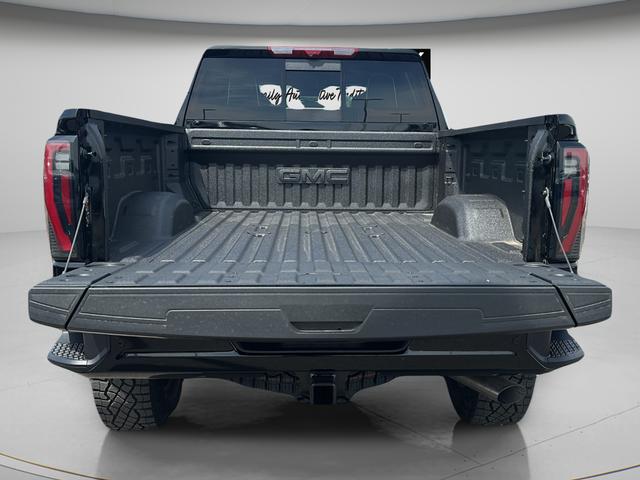 2026 GMC Sierra 2500HD Crew Cab, Standard Bed, AT4X, 4WD