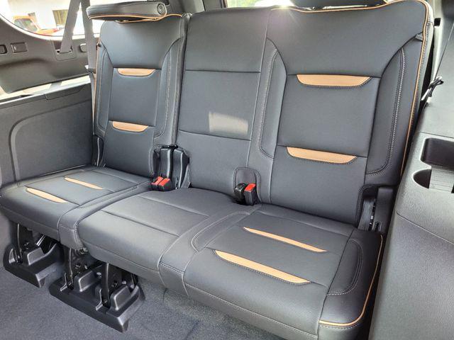 2024 GMC Yukon XL 4WD AT4