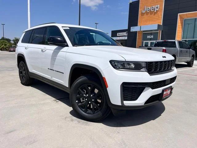 2026 Jeep Grand Cherokee L GRAND CHEROKEE L LAREDO ALTITUDE 4X2 2026 Jeep Grand Cherokee L GRAND CHEROKEE L LAREDO ALTITUDE 4X2