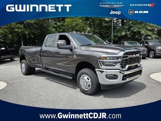 2026 RAM Ram 3500 RAM 3500 TRADESMAN CREW CAB 4X4 8 BOX