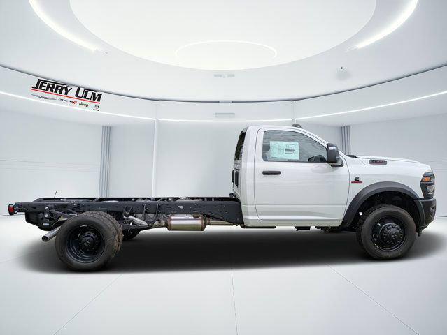 2026 RAM Ram 5500 Chassis Cab RAM 5500 TRADESMAN CHASSIS REGULAR CAB 4X4 84 CA 2026 RAM Ram 5500 Chassis Cab RAM 5500 TRADESMAN CHASSIS REGULAR CAB 4X4 84 CA