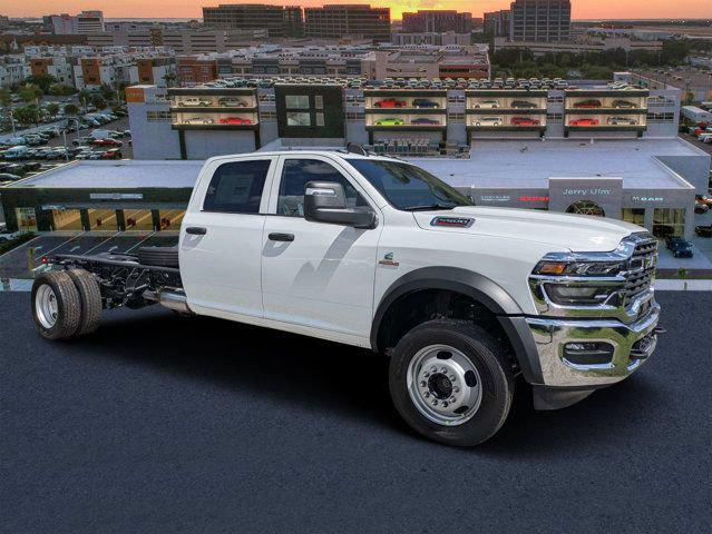 2026 RAM 5500 Chassis RAM 5500 TRADESMAN CHASSIS CREW CAB 4X4 84 CA