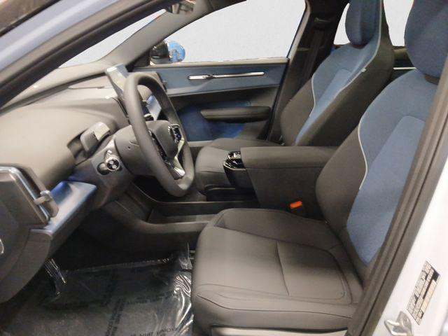 2025 Volvo EX30 Plus Twin Motor Performance, Fully electric
