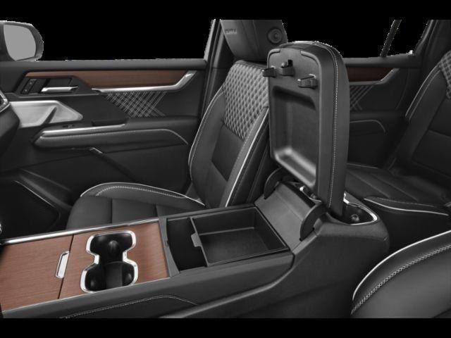 2025 GMC Acadia AWD Denali