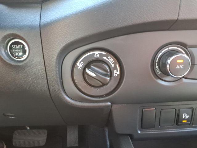 2023 Nissan Frontier Crew Cab SV 4x4