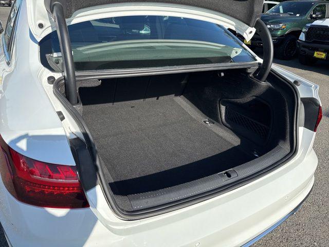 2024 Audi A4 Premium Plus 45 TFSI S line quattro S tronic