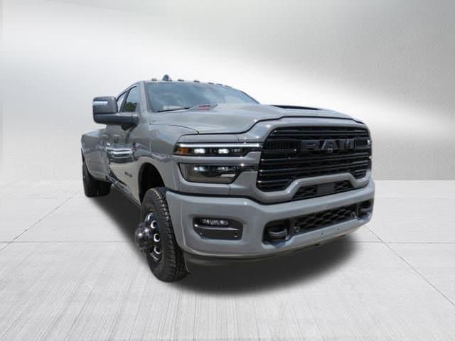 2026 RAM Ram 3500 RAM 3500 LARAMIE CREW CAB 4X4 8 BOX