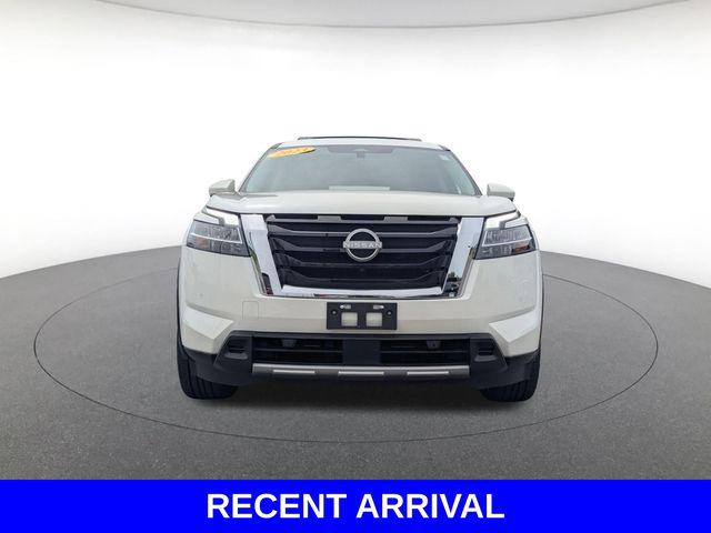 2023 Nissan Pathfinder Platinum 4WD