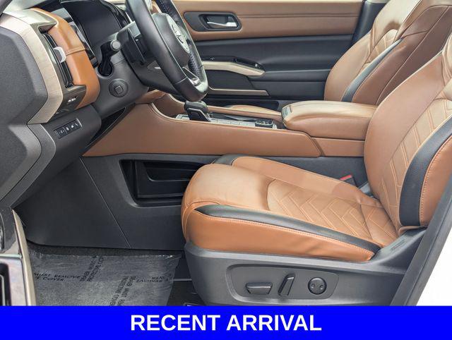 2023 Nissan Pathfinder Platinum 4WD