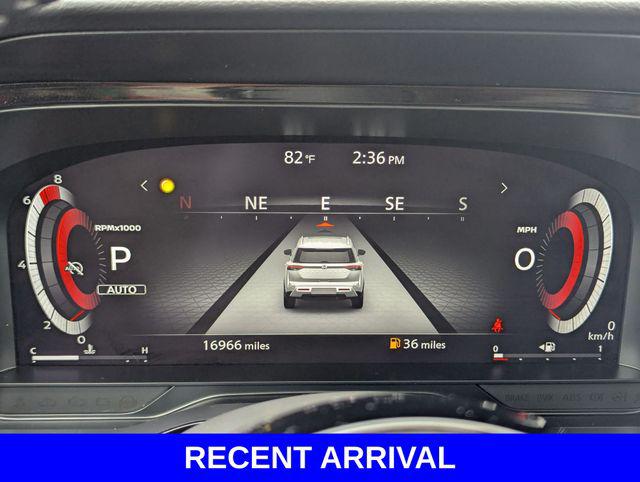 2023 Nissan Pathfinder Platinum 4WD