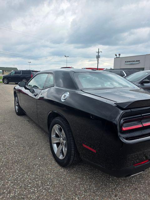 2021 Dodge Challenger SXT