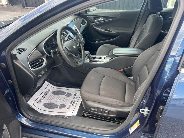 2022 Chevrolet Malibu FWD LT