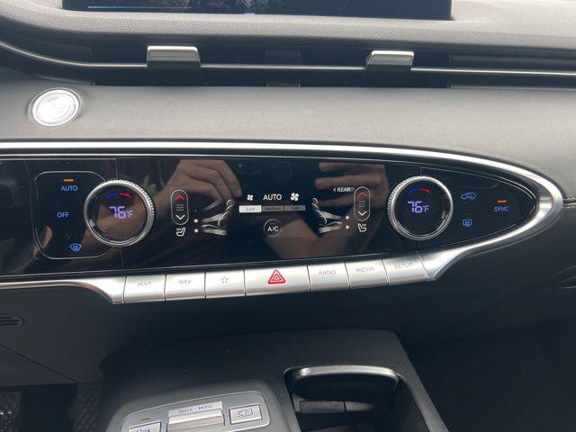 2025 Genesis GV70 2.5T AWD