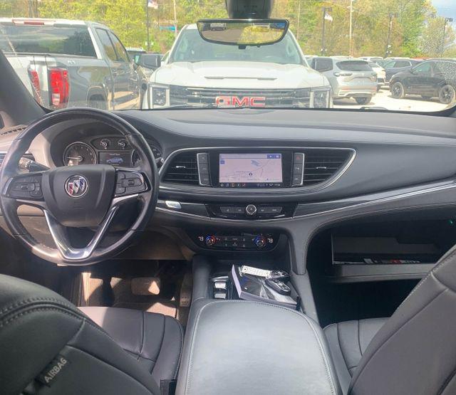 2023 Buick Enclave Essence AWD
