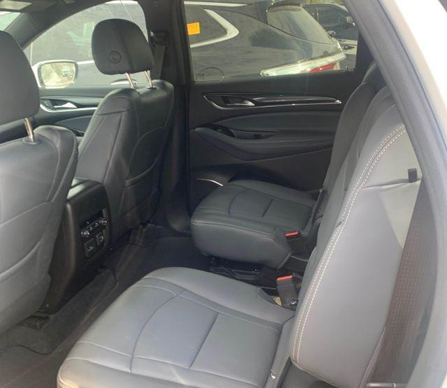 2023 Buick Enclave Essence AWD