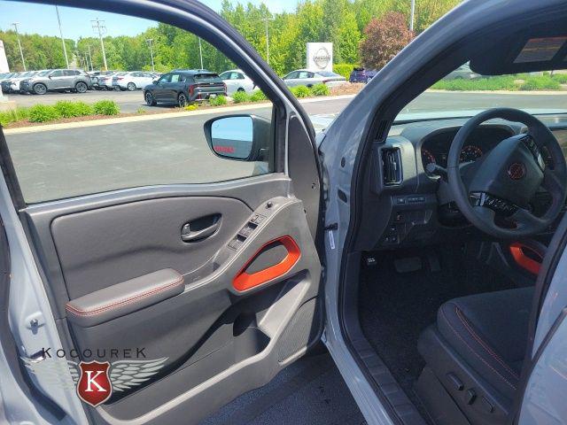 2026 Nissan Frontier Crew Cab PRO-4X 4x4