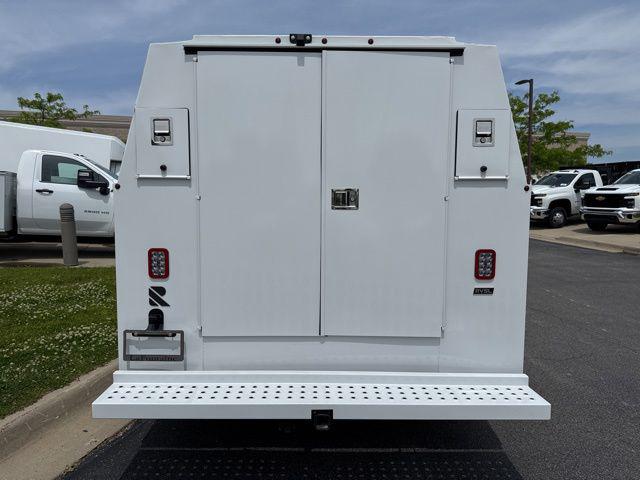 2025 Chevrolet Express Cutaway Work Van