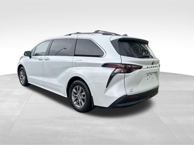 2023 Toyota Sienna XLE