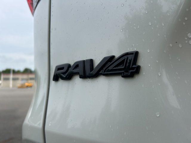 2022 Toyota RAV4 Hybrid XSE