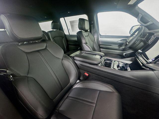 2026 Jeep Grand Wagoneer L 4x4