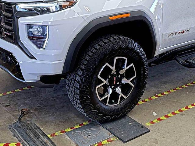2024 GMC Canyon 4WD AT4X