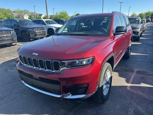 2024 Jeep Grand Cherokee L Laredo X 4x4 for sale in Fenton, MI