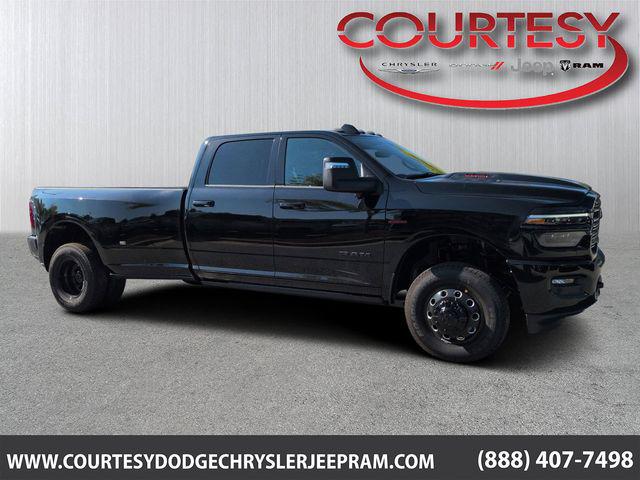 2026 RAM Ram 3500 RAM 3500 LARAMIE CREW CAB 4X4 8 BOX