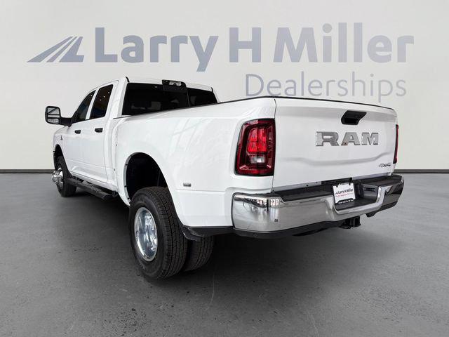 2026 RAM Ram 3500 RAM 3500 TRADESMAN CREW CAB 4X4 8 BOX