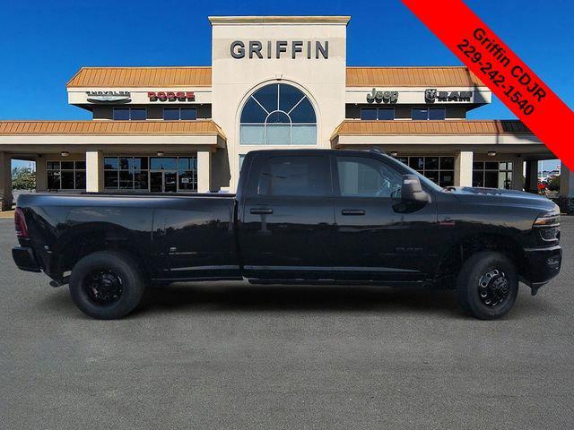 2026 RAM Ram 3500 RAM 3500 LARAMIE CREW CAB 4X4 8 BOX