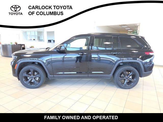 2023 Jeep Grand Cherokee Altitude 4x4's photo