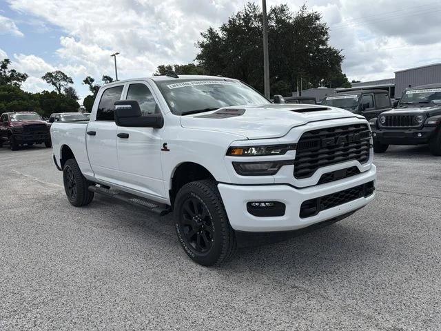 2026 RAM 2500 RAM 2500 BLACK EXPRESS CREW CAB 4X4 64 BOX