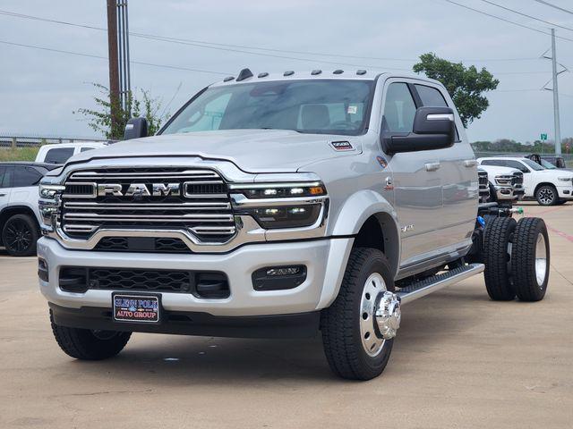 2026 RAM 5500 Chassis RAM 5500 BIG HORN CHASSIS CREW CAB 4X4 60 CA