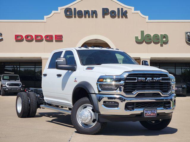 2026 RAM 5500 Chassis RAM 5500 TRADESMAN CHASSIS CREW CAB 4X4 60 CA