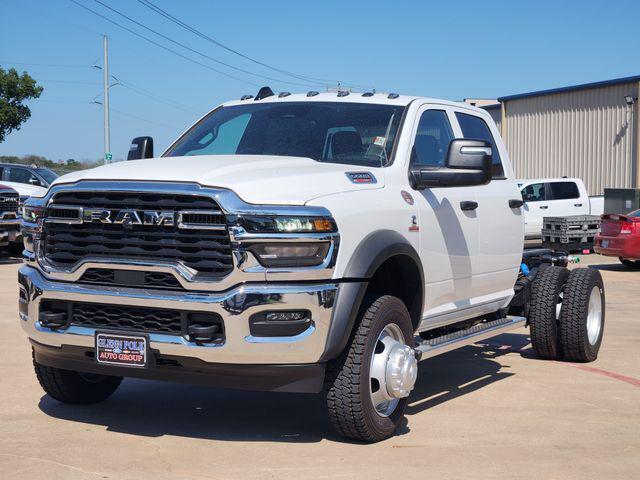 2026 RAM 5500 Chassis RAM 5500 TRADESMAN CHASSIS CREW CAB 4X4 60 CA