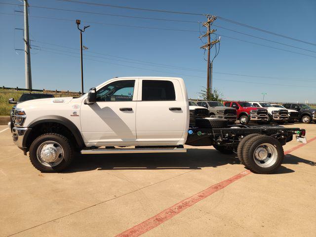 2026 RAM 5500 Chassis RAM 5500 TRADESMAN CHASSIS CREW CAB 4X4 60 CA