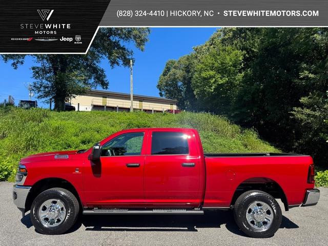 2026 RAM 2500 RAM 2500 TRADESMAN CREW CAB 4X4 64 BOX