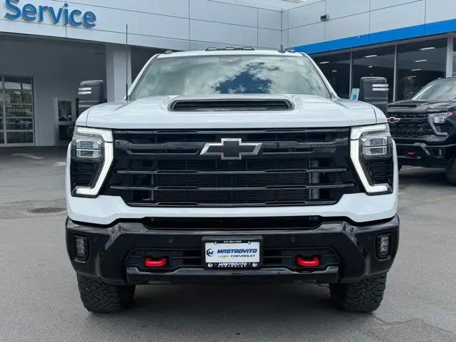 2025 Chevrolet Silverado 2500HD 4WD Crew Cab Standard Bed LT