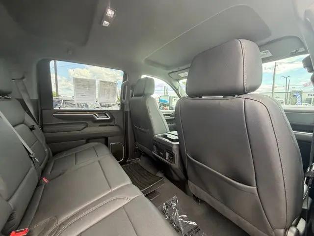 2025 Chevrolet Silverado 2500HD 4WD Crew Cab Standard Bed LT