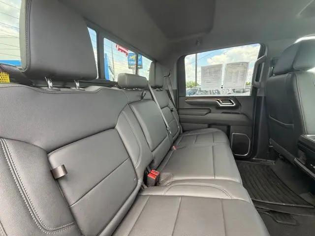 2025 Chevrolet Silverado 2500HD 4WD Crew Cab Standard Bed LT