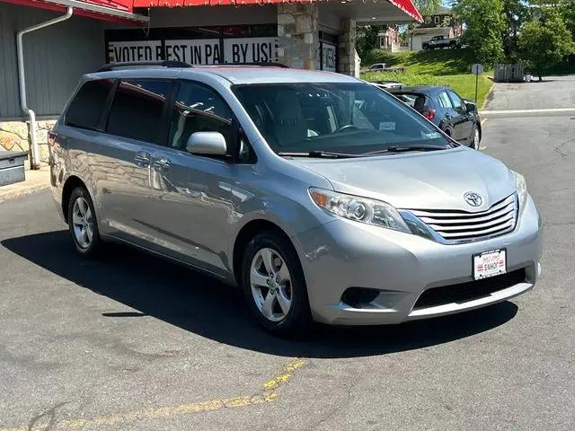 2015 Toyota Sienna LE 7 Passenger for sale in Reading, PA