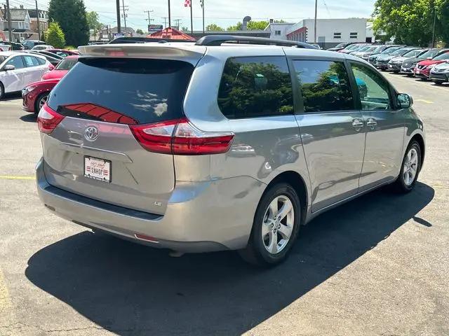 2015 Toyota Sienna LE 7 Passenger