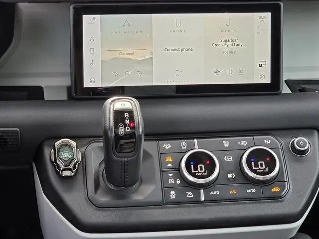 2021 Land Rover Defender 110 SE