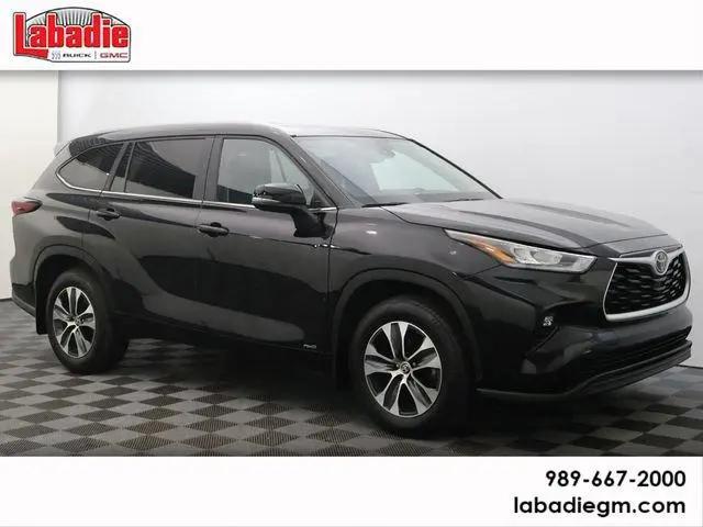 2025 Toyota Highlander Hybrid XLE for sale in Bay City, MI
