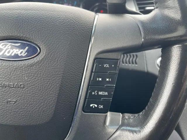 2011 Ford Taurus SEL