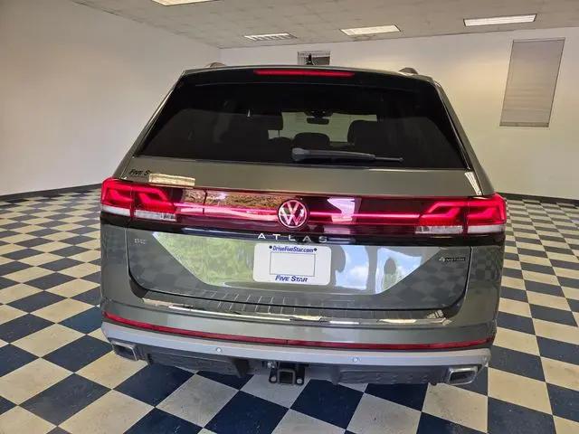 2024 Volkswagen Atlas 2.0T Peak Edition SE w/Technology
