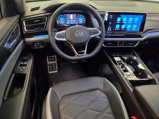 2024 Volkswagen Atlas 2.0T Peak Edition SE w/Technology