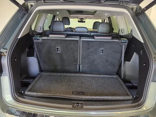 2024 Volkswagen Atlas 2.0T Peak Edition SE w/Technology