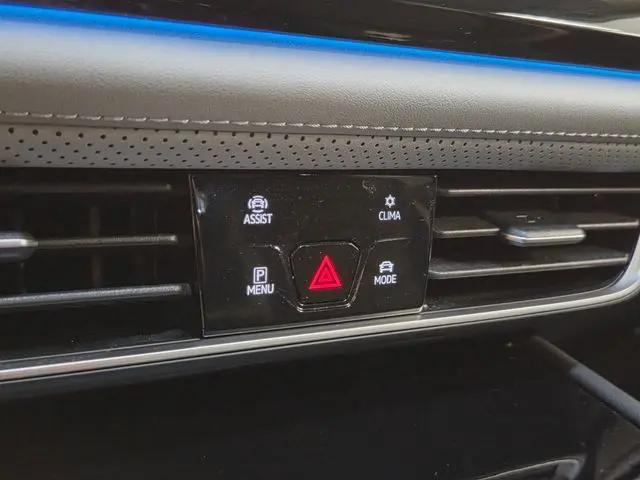 2024 Volkswagen Atlas 2.0T Peak Edition SE w/Technology