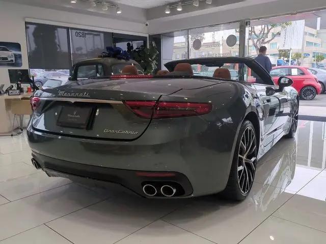 2026 Maserati GranCabrio Standard