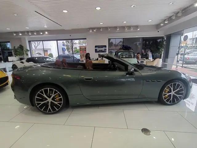 2026 Maserati GranCabrio Standard